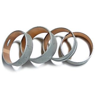 International/Navistar DT466 Camshaft Bearing Set, New (680117C3) International/Navistar DT466 Camshaft Bearing Set, New (680117C3)