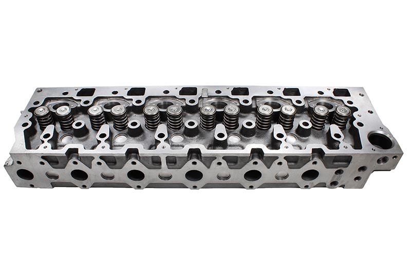 International/Navistar DT466, DT466E Loaded Cylinder Head, New (1827113C1)